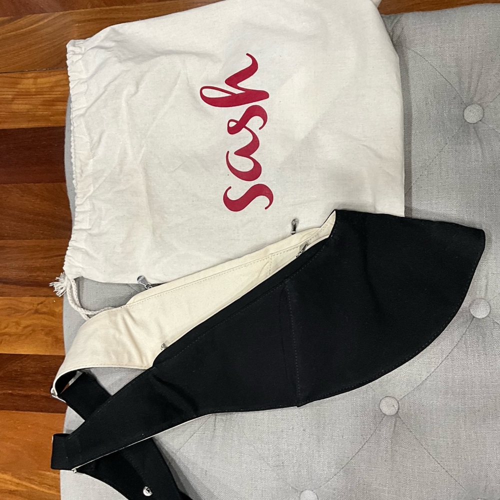 Sash canvas sling bag. new